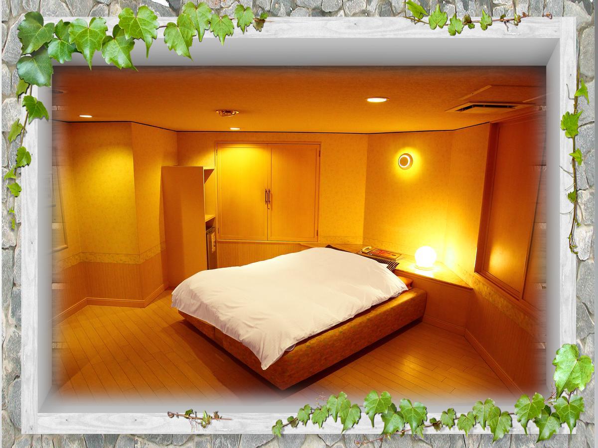 Kyoto Hotel Crown (Adults Only) Екстериор снимка