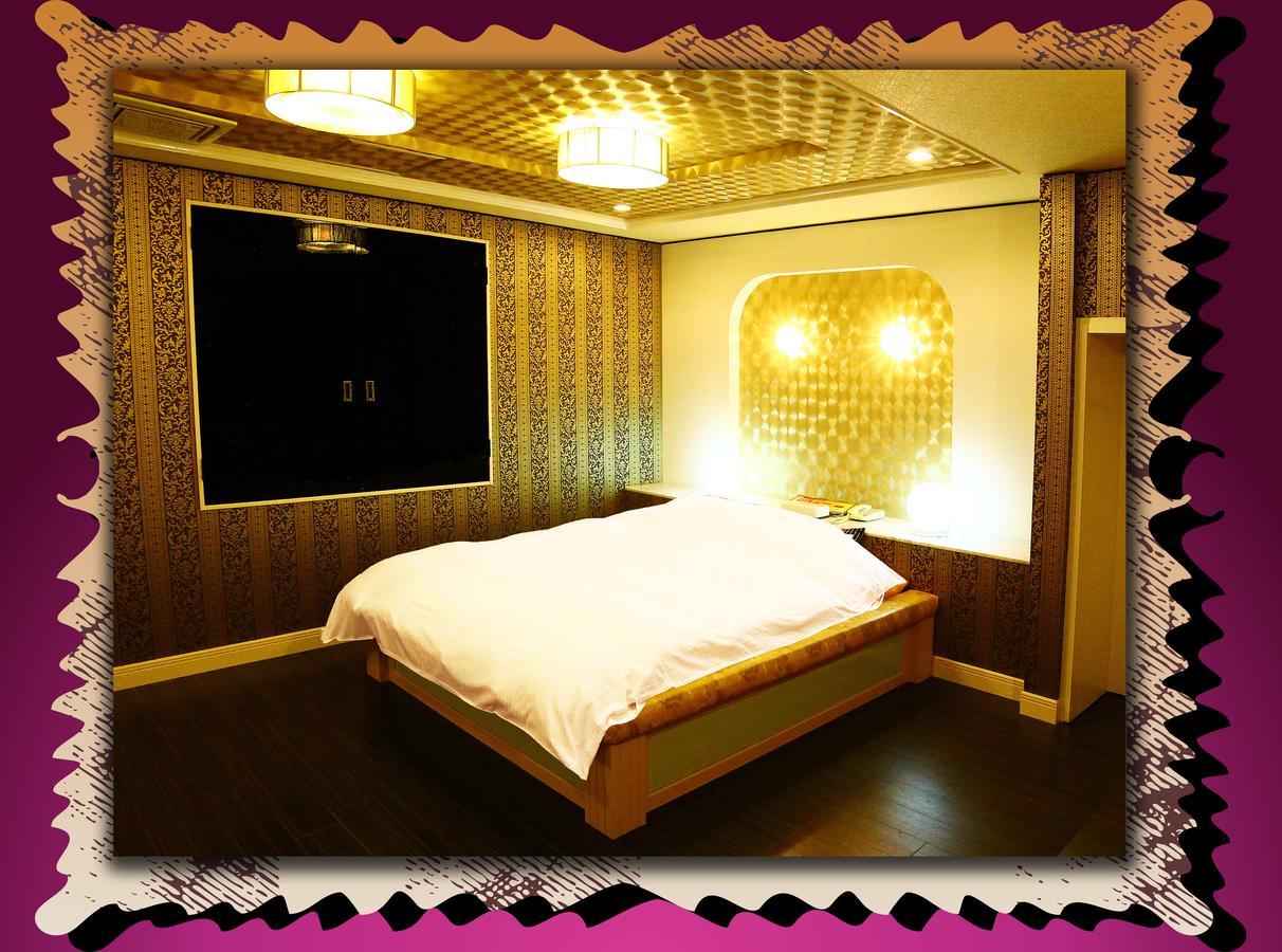 Kyoto Hotel Crown (Adults Only) Екстериор снимка