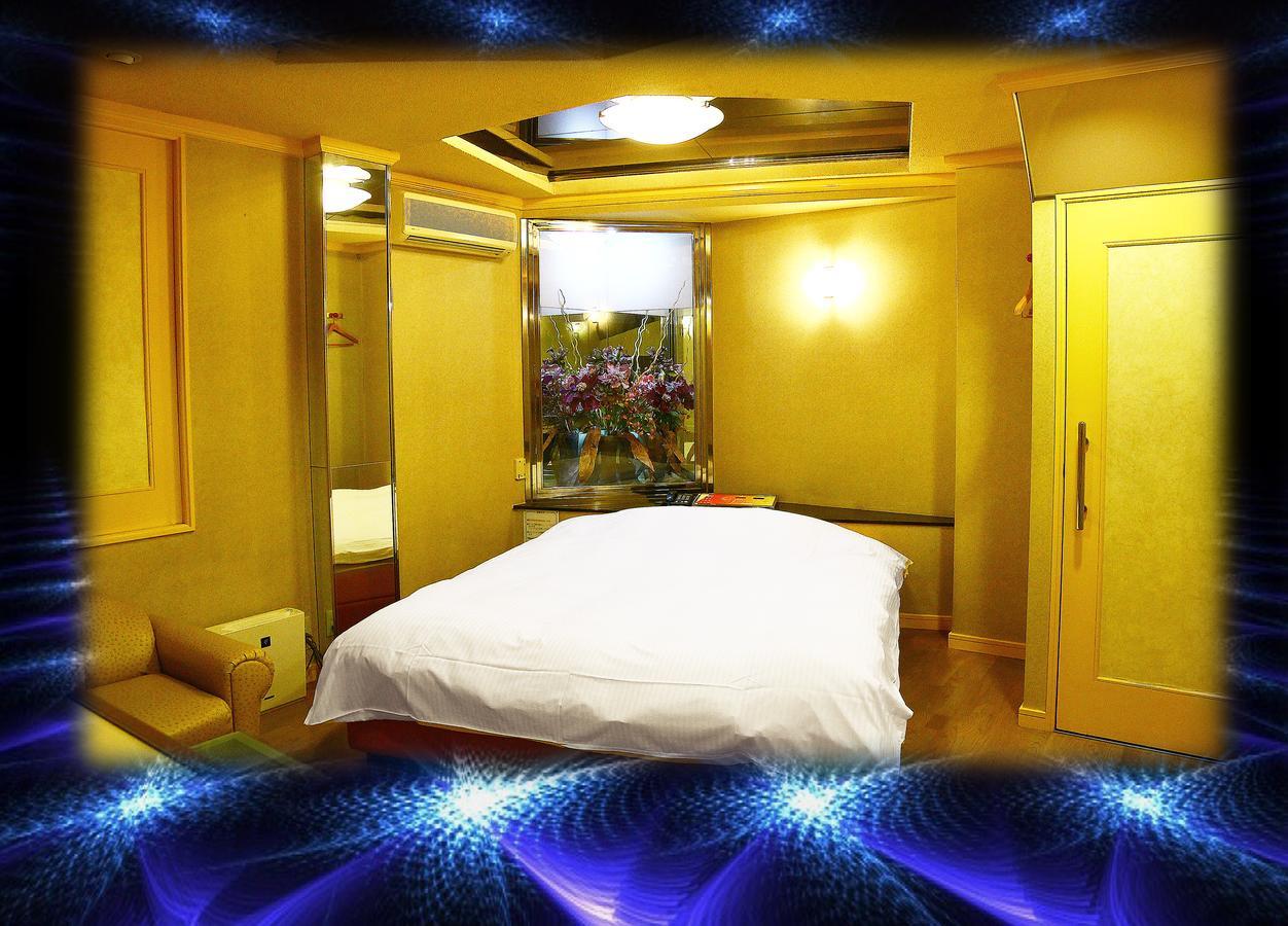 Kyoto Hotel Crown (Adults Only) Екстериор снимка